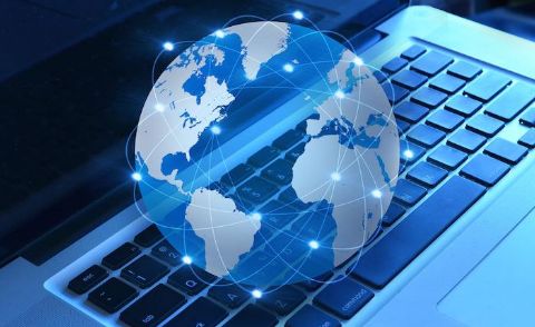 互联网信息服务 构建数字世界的基石